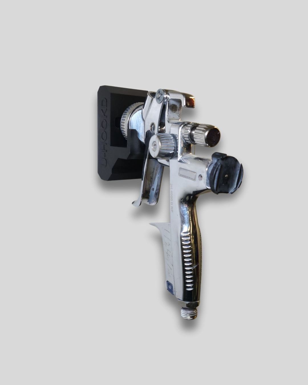 SPRAY GUN MOUNT